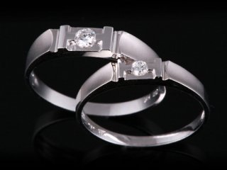 Nhẫn cưới vàng trắng gắn kim cương NC 13-NC 14
